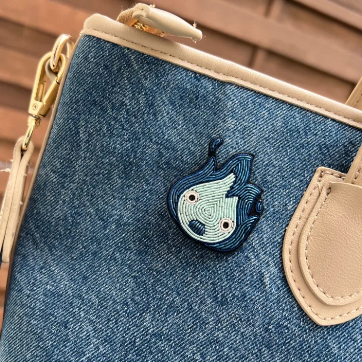 Discount Embroidered Jewel Brooch Blue Calcifer - Howl’s Moving Castle Pins