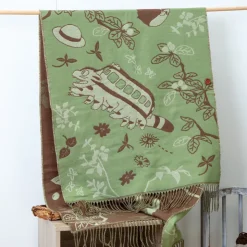 Outlet Light Green Stole Totoro & Catbus - My Neighbor Totoro Outfits