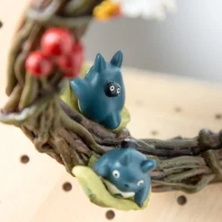 Outlet Mirror Flowers Garland Totoro - My Neighbor Totoro Décoration
