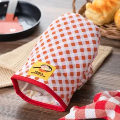 Best Oven mitts Calcifer - Howl's Moving Castle Kitchenware