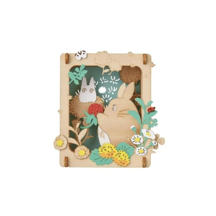 Paper Theater Wood Style Harvesting strawberries - My Neighbor Totoro Arts And Crafts